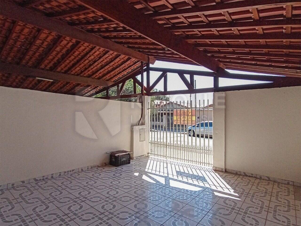 Casa Residencial para aluguel no bairro Vila Independência: Garagem 