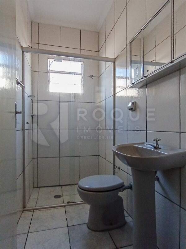 Casa Residencial para aluguel no bairro Vila Independência: WC social 