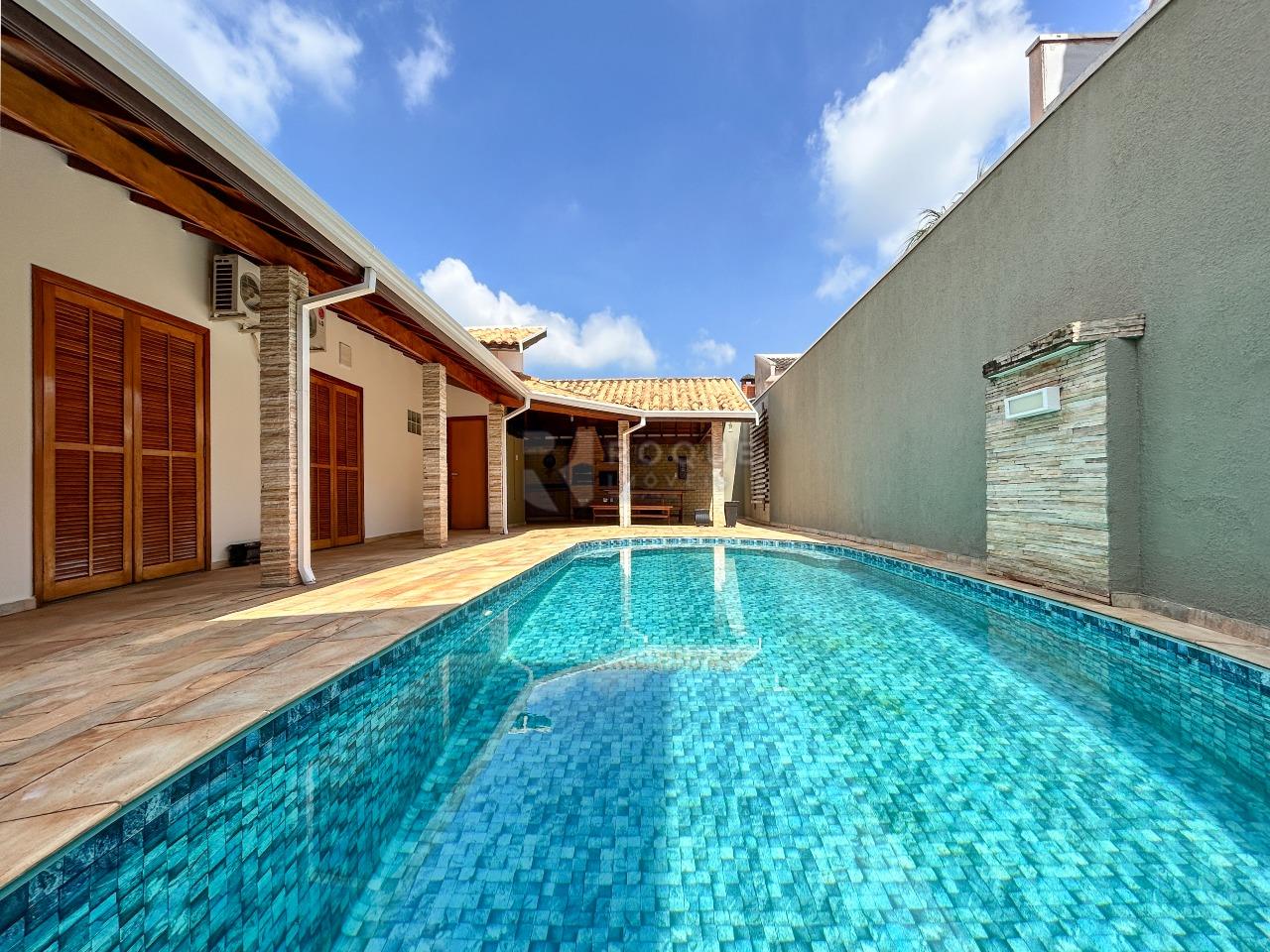 Casa em condomínio para aluguel no bairro Jardim Terras de Santa Elisa: Piscina 