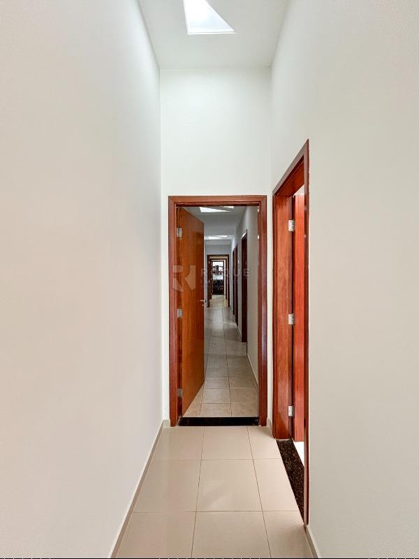 Casa em condomínio para aluguel no bairro Jardim Terras de Santa Elisa: Hall