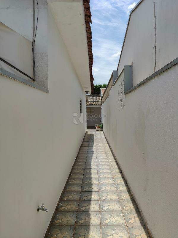 Casa Residencial para aluguel no bairro Jardim Paulista: Corredor 