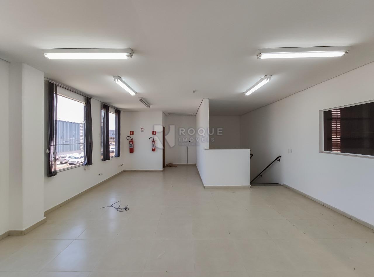 Barracão/Galpão para aluguel no bairro Condomínio Industrial Duas Barras: Sala superior 