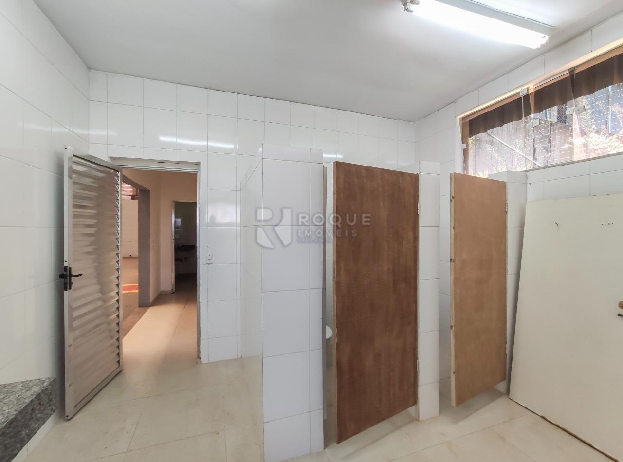 Barracão/Galpão para aluguel no bairro Condomínio Industrial Duas Barras: Vestiário 1