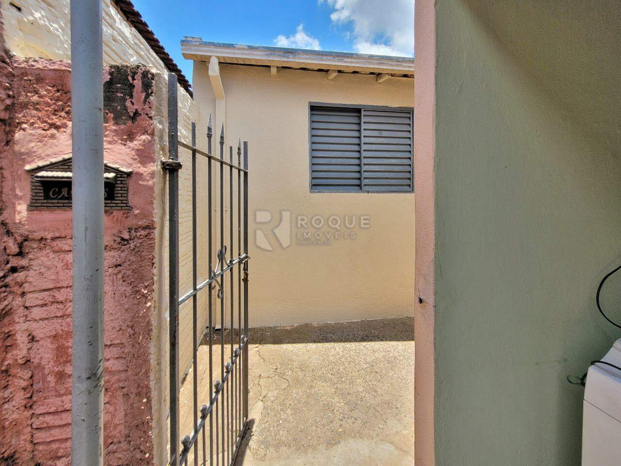 Casa Residencial para aluguel no bairro Parque Residencial Aeroporto: Entrada casa