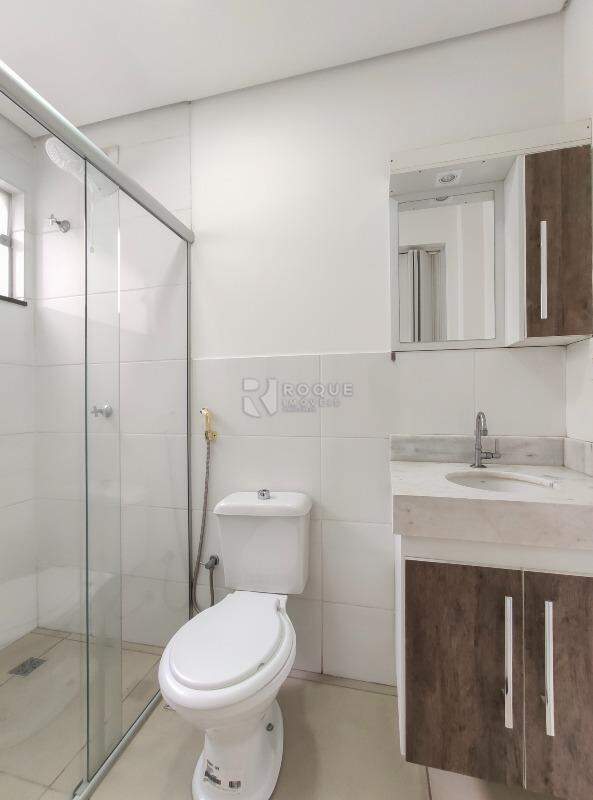 Kitnet para aluguel no bairro Jardim Cidade Universitária I: WC suíte