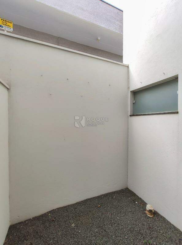 Kitnet para aluguel no bairro Jardim Cidade Universitária I: Jardim de inverno