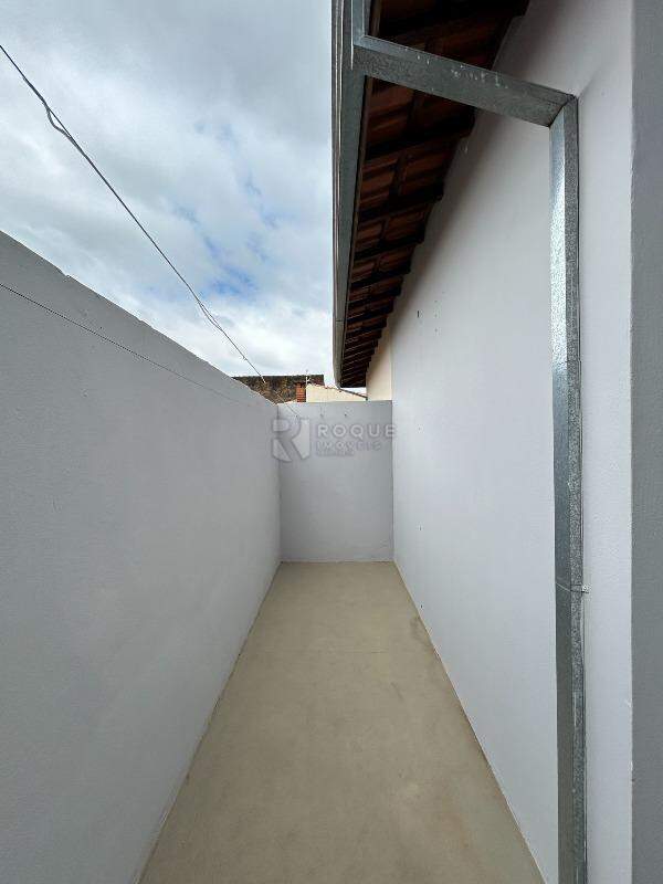 Casa Residencial para aluguel no bairro Jardim Rosa Marrafon Lucas: Fundo 