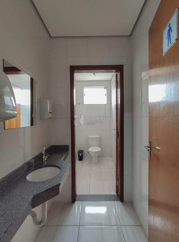 Salas/Conjuntos para aluguel no bairro Centro: WC em comum