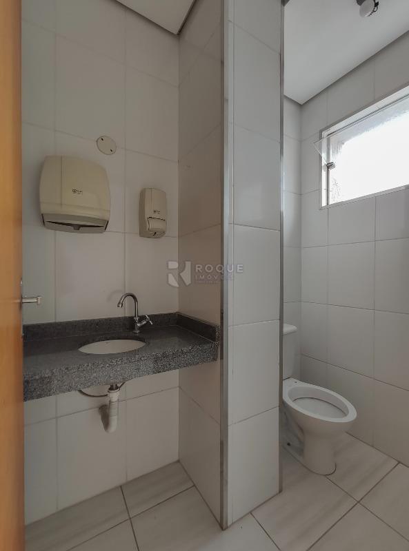 Salas/Conjuntos para aluguel no bairro Centro: WC sala