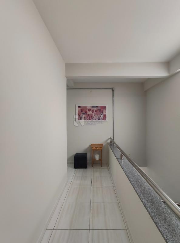 Salas/Conjuntos para aluguel no bairro Centro: Hall em comum