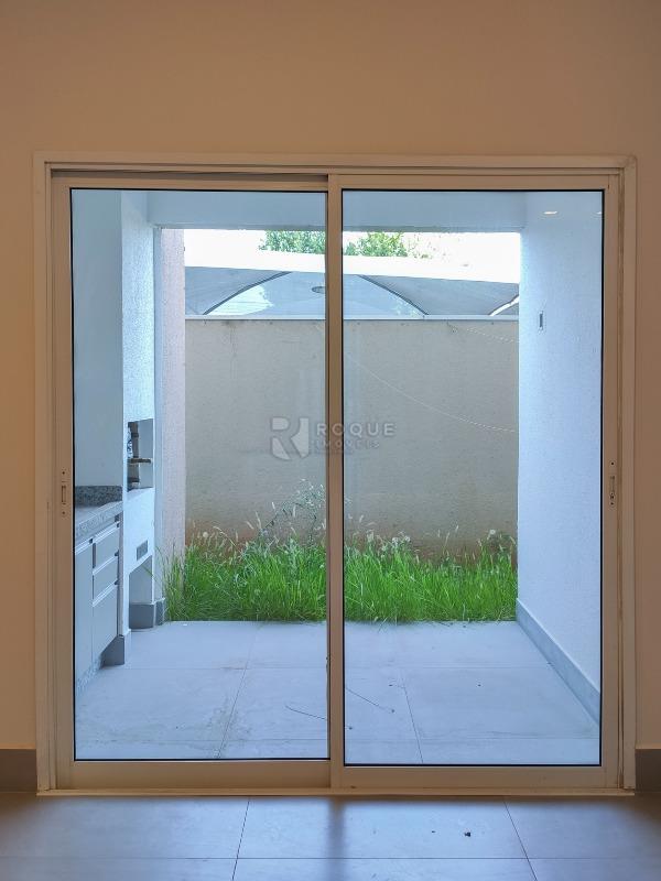 Apartamento para aluguel no bairro Desmembramento Oscar Antonio Breda: Vista da área externa 