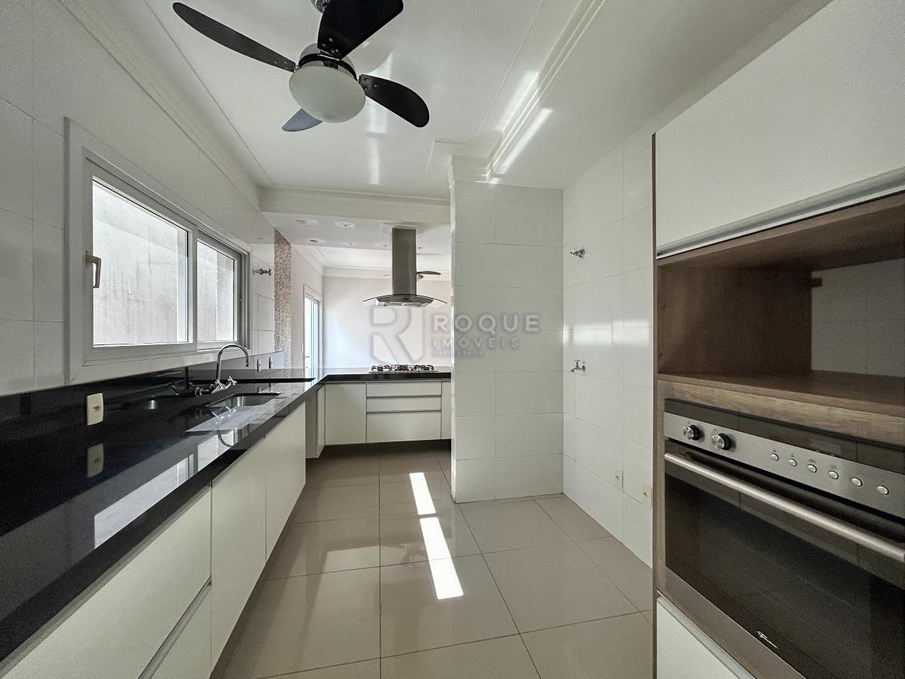 Casa em condomínio para aluguel no bairro Parque São Bento: Cozinha 