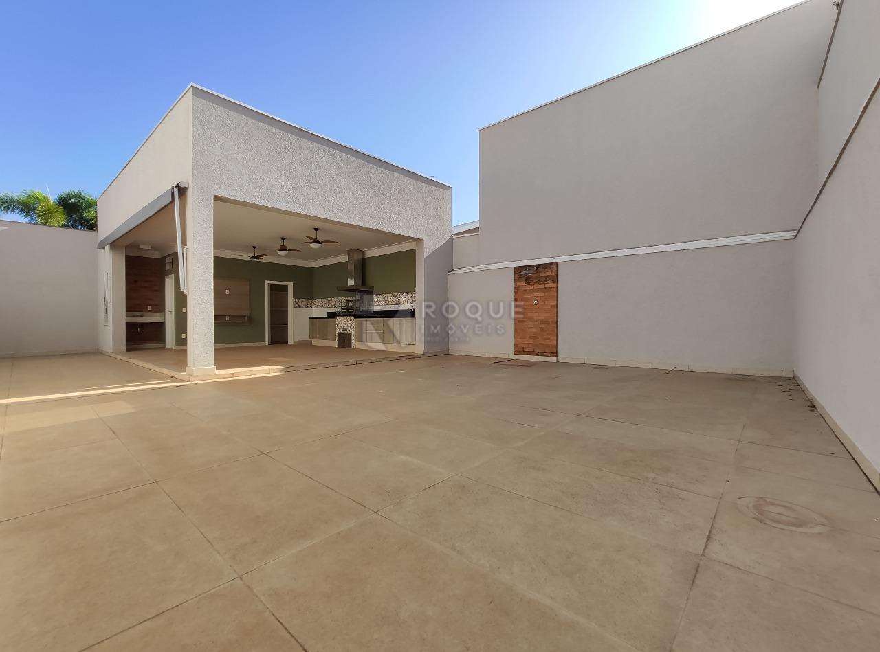 Casa em condomínio para aluguel no bairro Parque São Bento: Fundo 