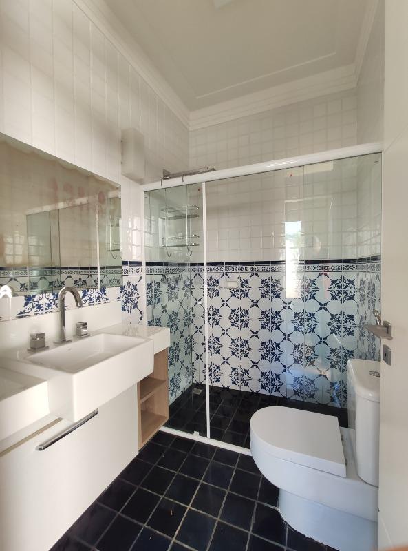 Casa em condomínio para aluguel no bairro Parque São Bento: WC fundo 