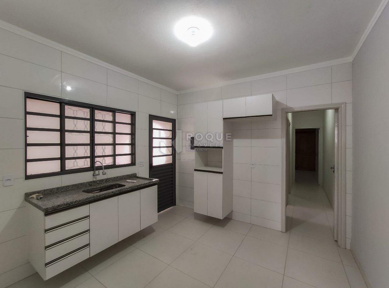 Casa Residencial para aluguel no bairro Vila Claudia: Cozinha 
