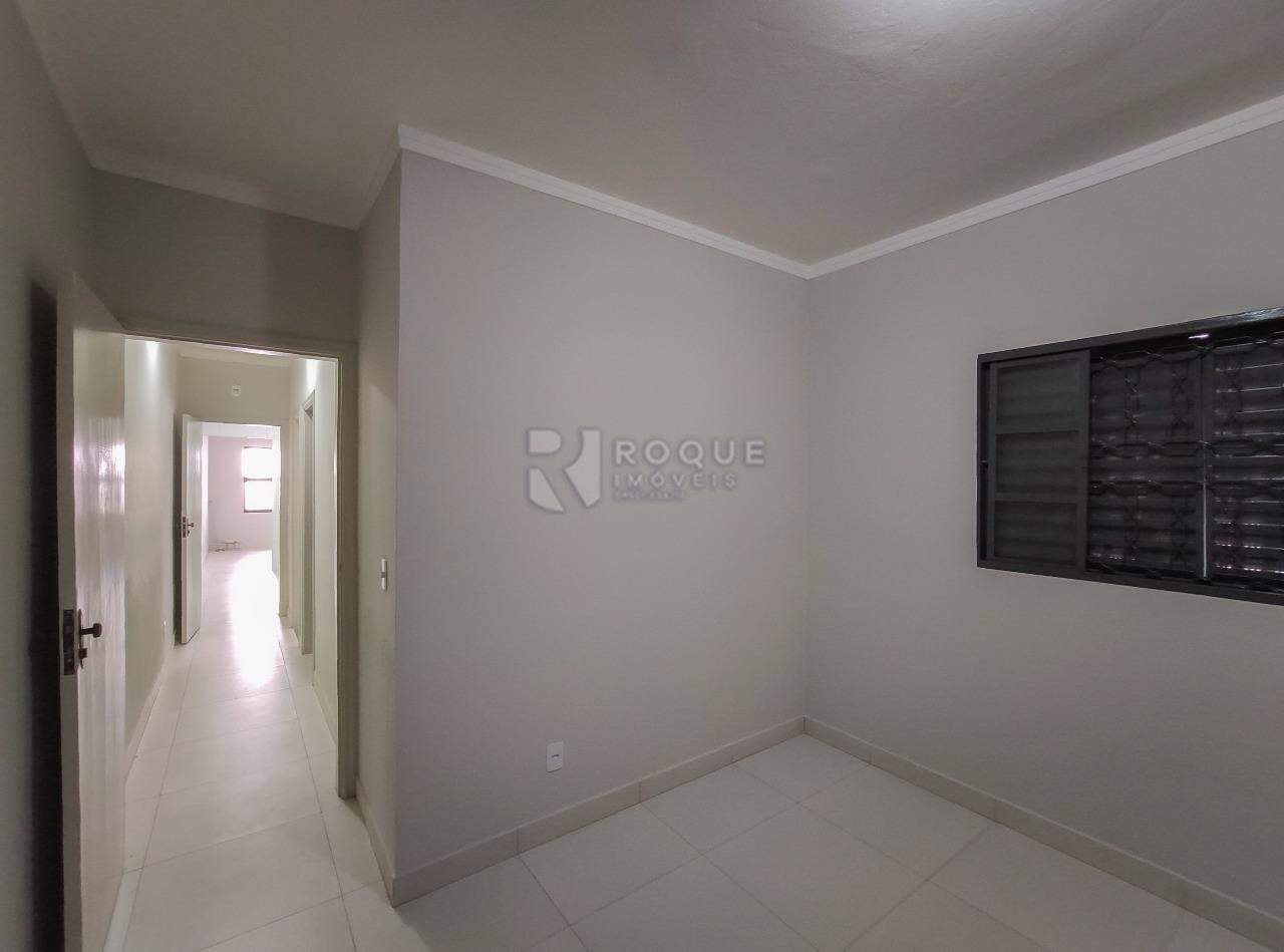 Casa Residencial para aluguel no bairro Vila Claudia: Dormitório 2 suíte 