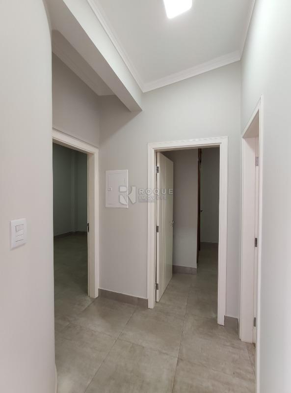 Casa Comercial para aluguel no bairro Centro: Hall