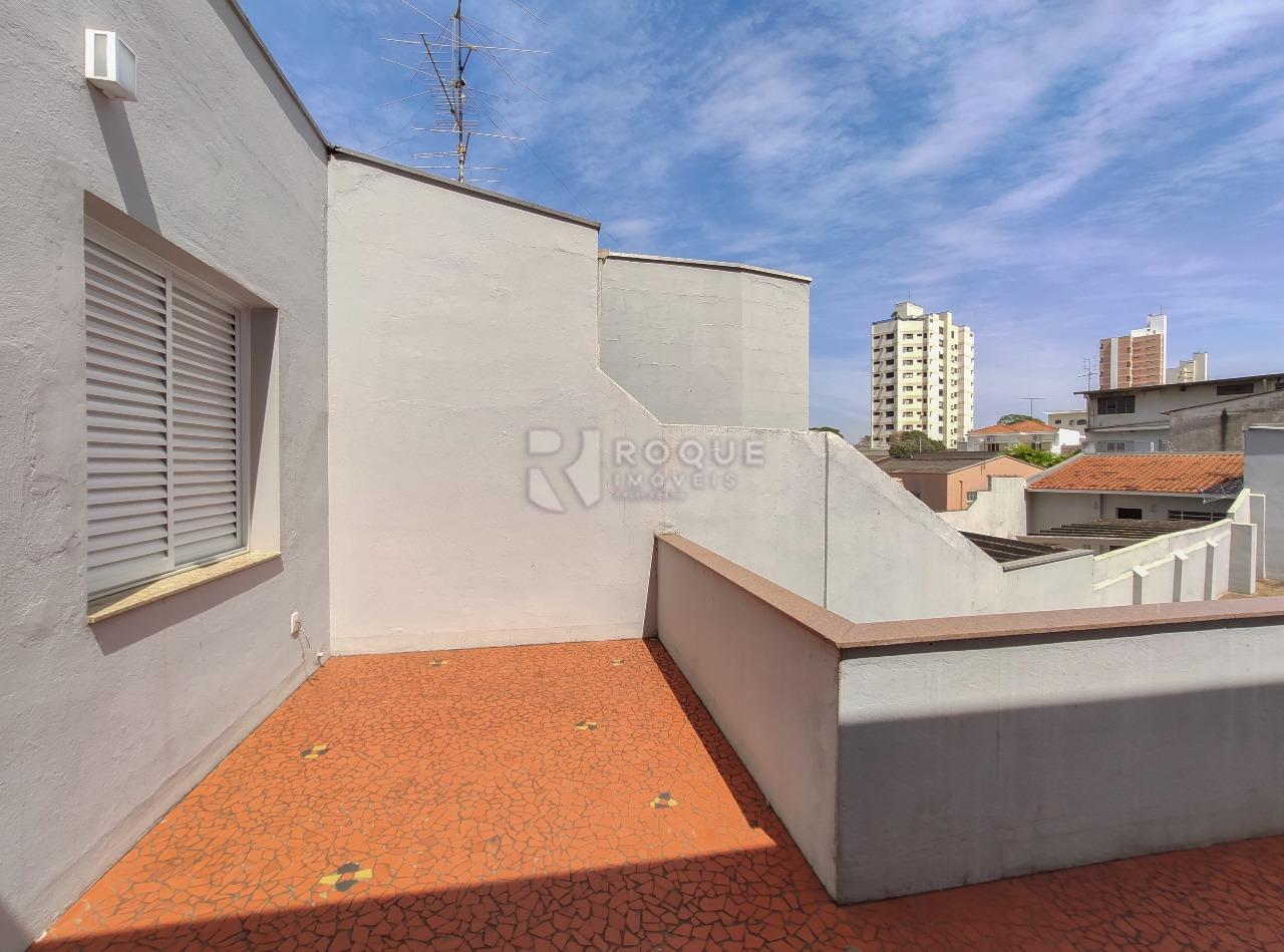 Casa Comercial para aluguel no bairro Centro: Área externa