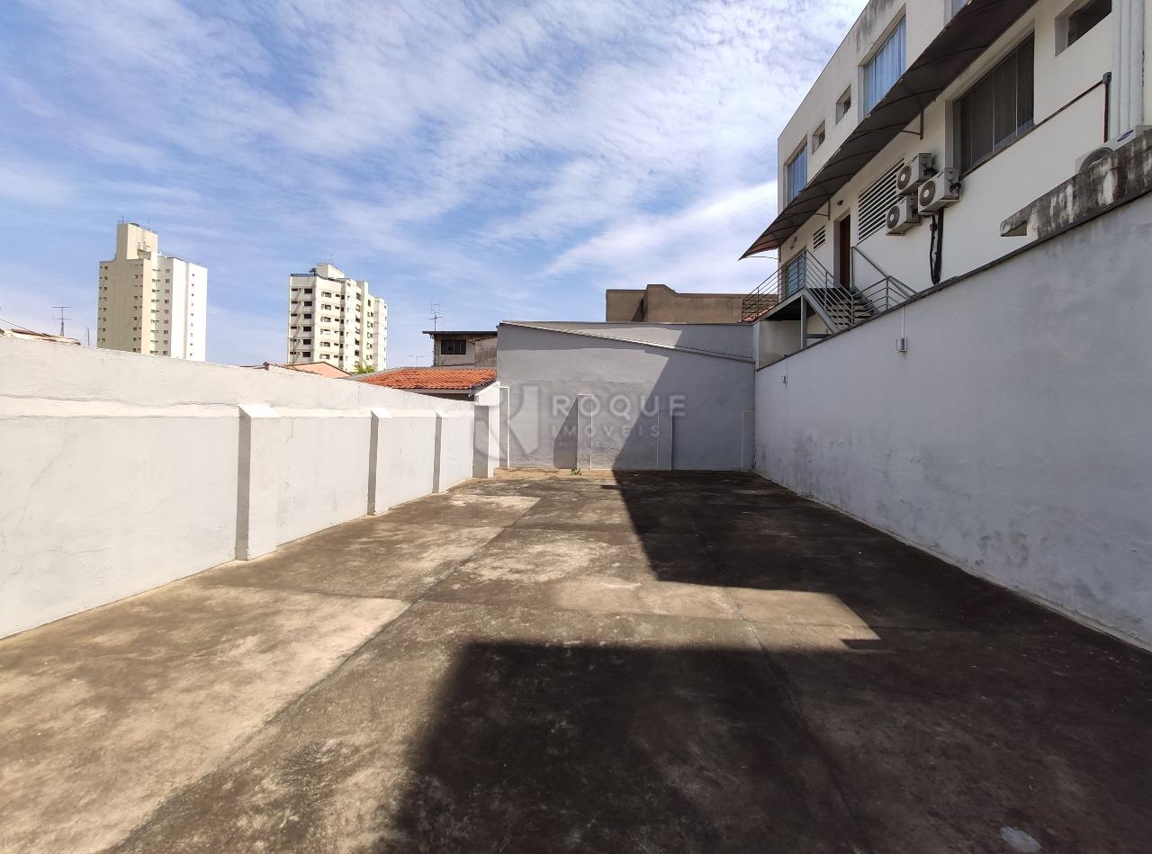 Casa Comercial para aluguel no bairro Centro: Área externa