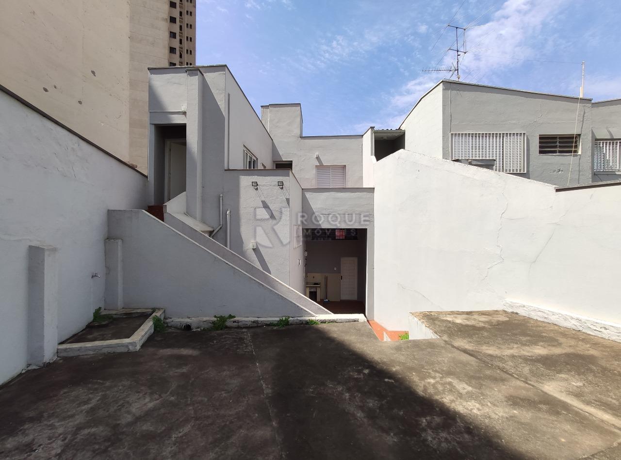 Casa Comercial para aluguel no bairro Centro: Área externa