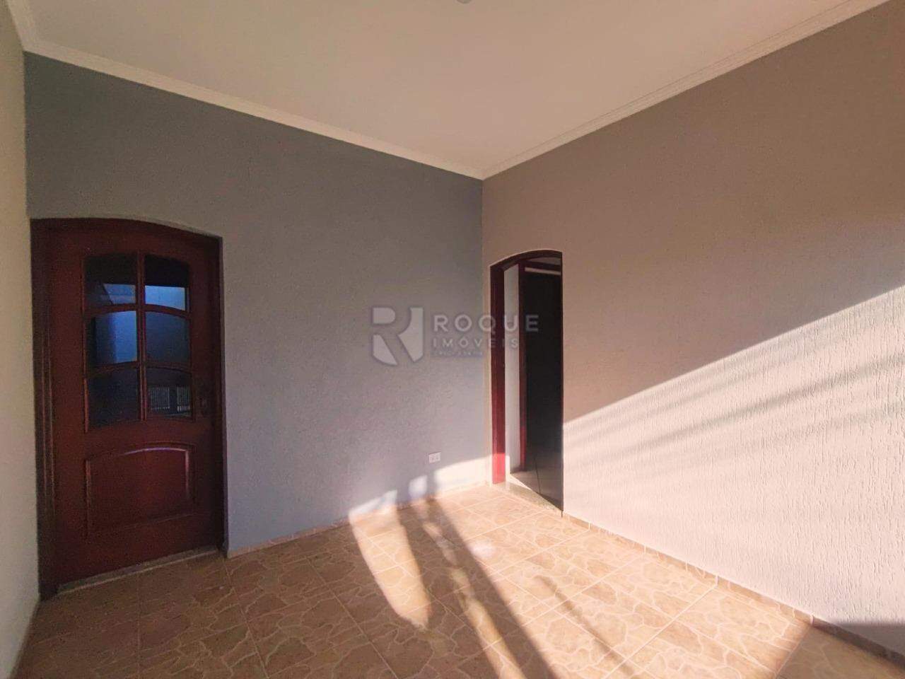 Casa Residencial para aluguel no bairro Jardim da Graminha: Garagem 