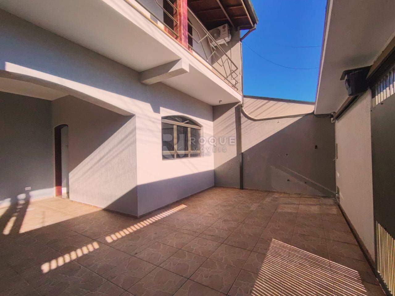 Casa Residencial para aluguel no bairro Jardim da Graminha: Garagem 