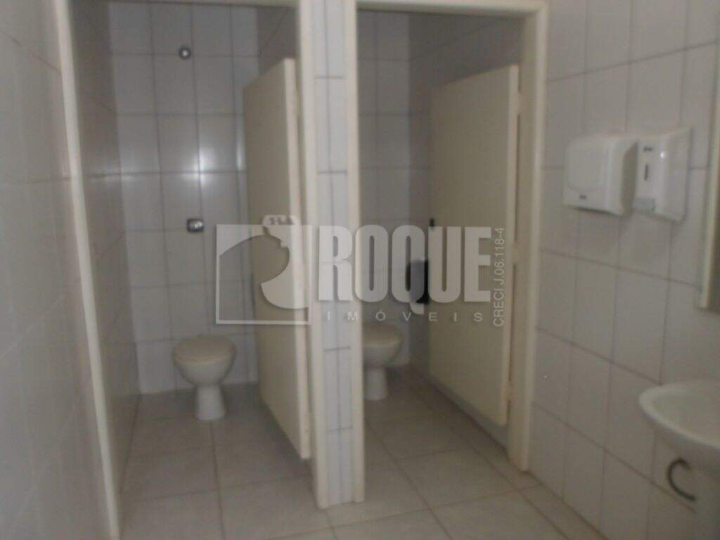 Casa Comercial para aluguel no bairro Bairro do Pinhal: WC FEM