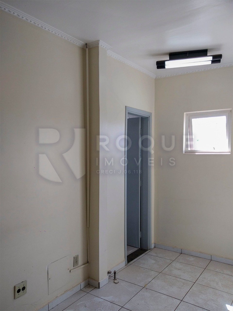 Salas/Conjuntos para aluguel no bairro Centro: Sala