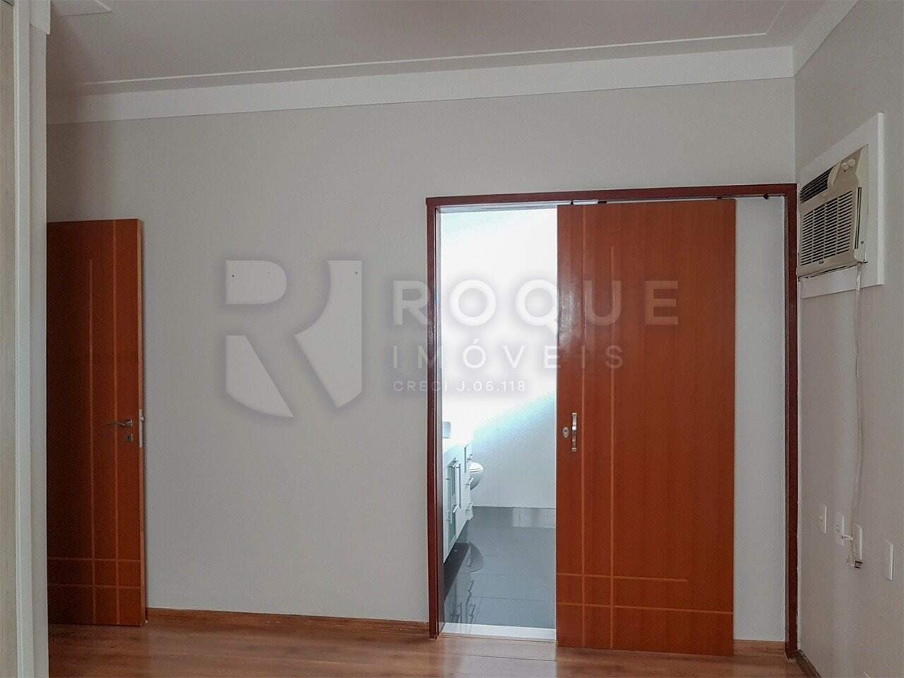 Casa Residencial para aluguel no bairro Jardim Piratininga: Dormitório 3 suíte