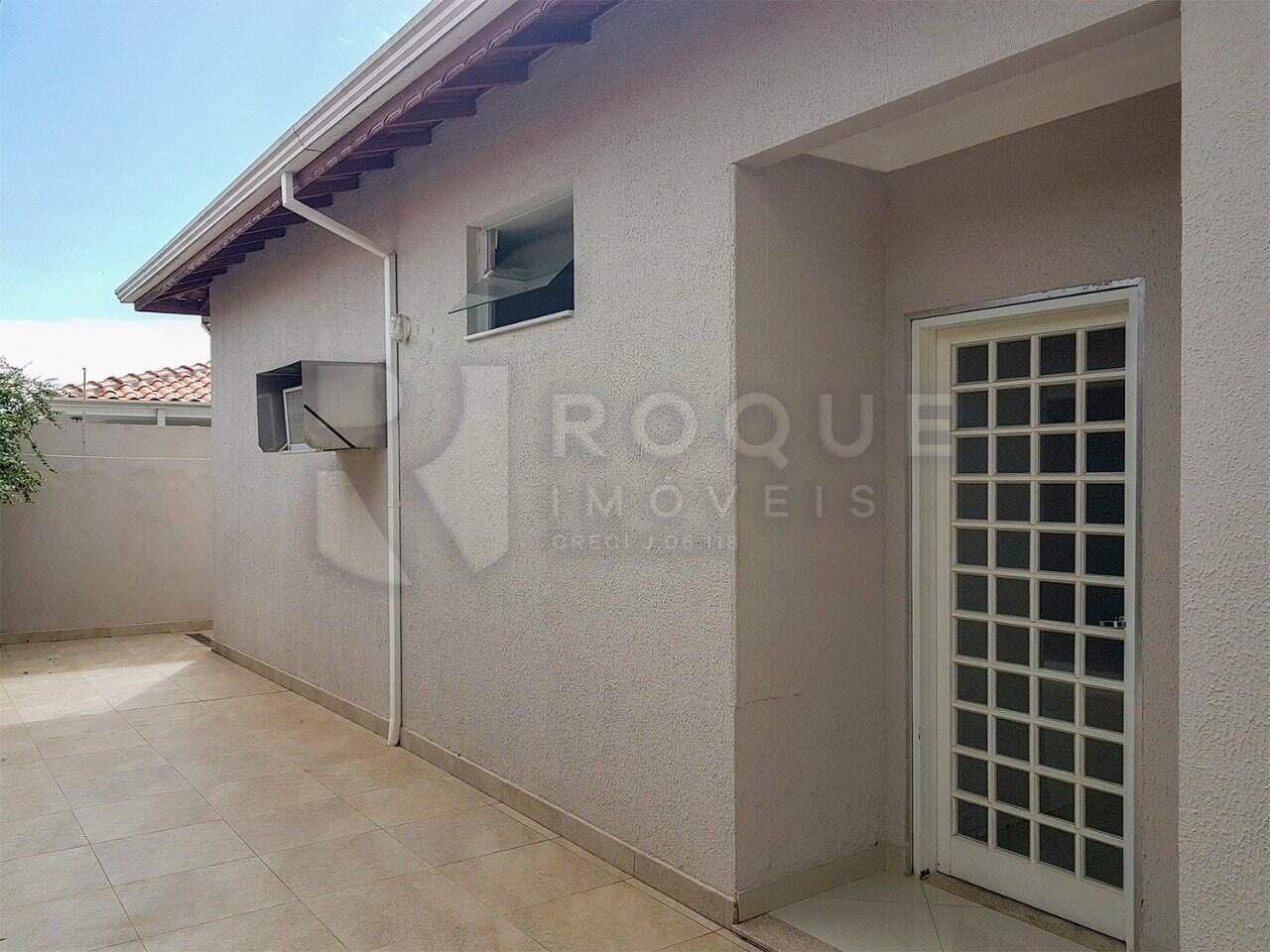 Casa Residencial para aluguel no bairro Jardim Piratininga: Fundo