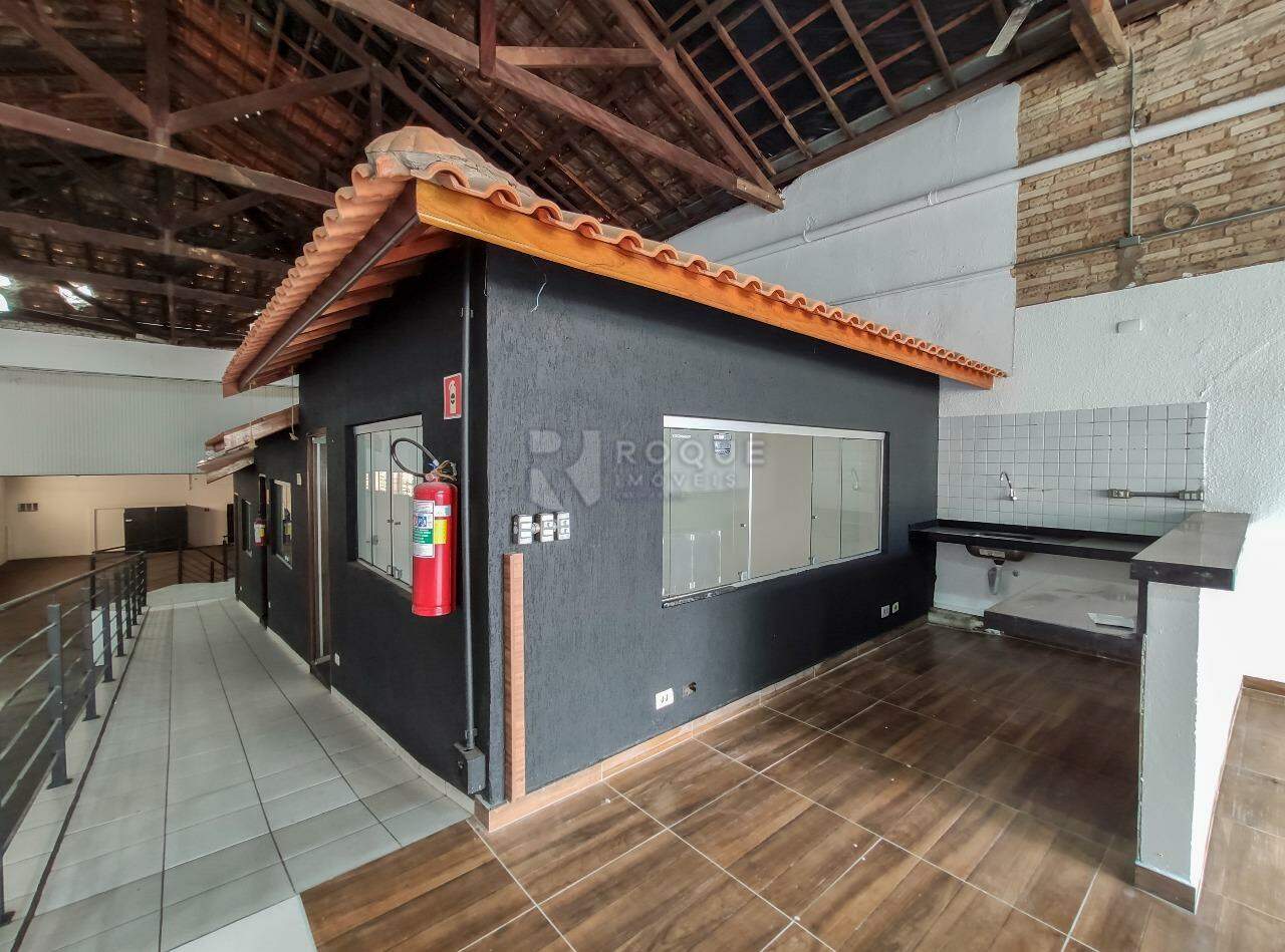 Barracão/Galpão para aluguel no bairro Centro: Galpão / cozinha 