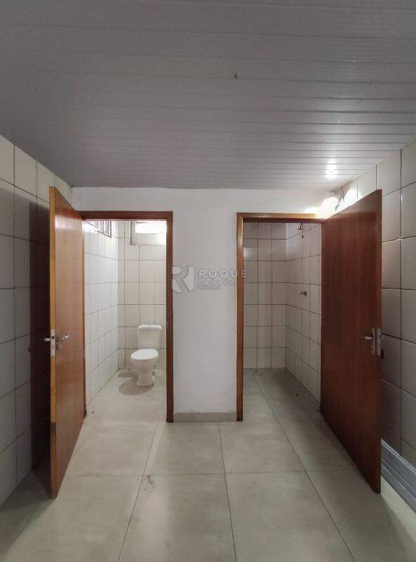 Barracão/Galpão para aluguel no bairro Centro: WC 1