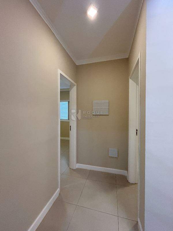 Casa em condomínio para aluguel no bairro Jardim Montezuma: Hall