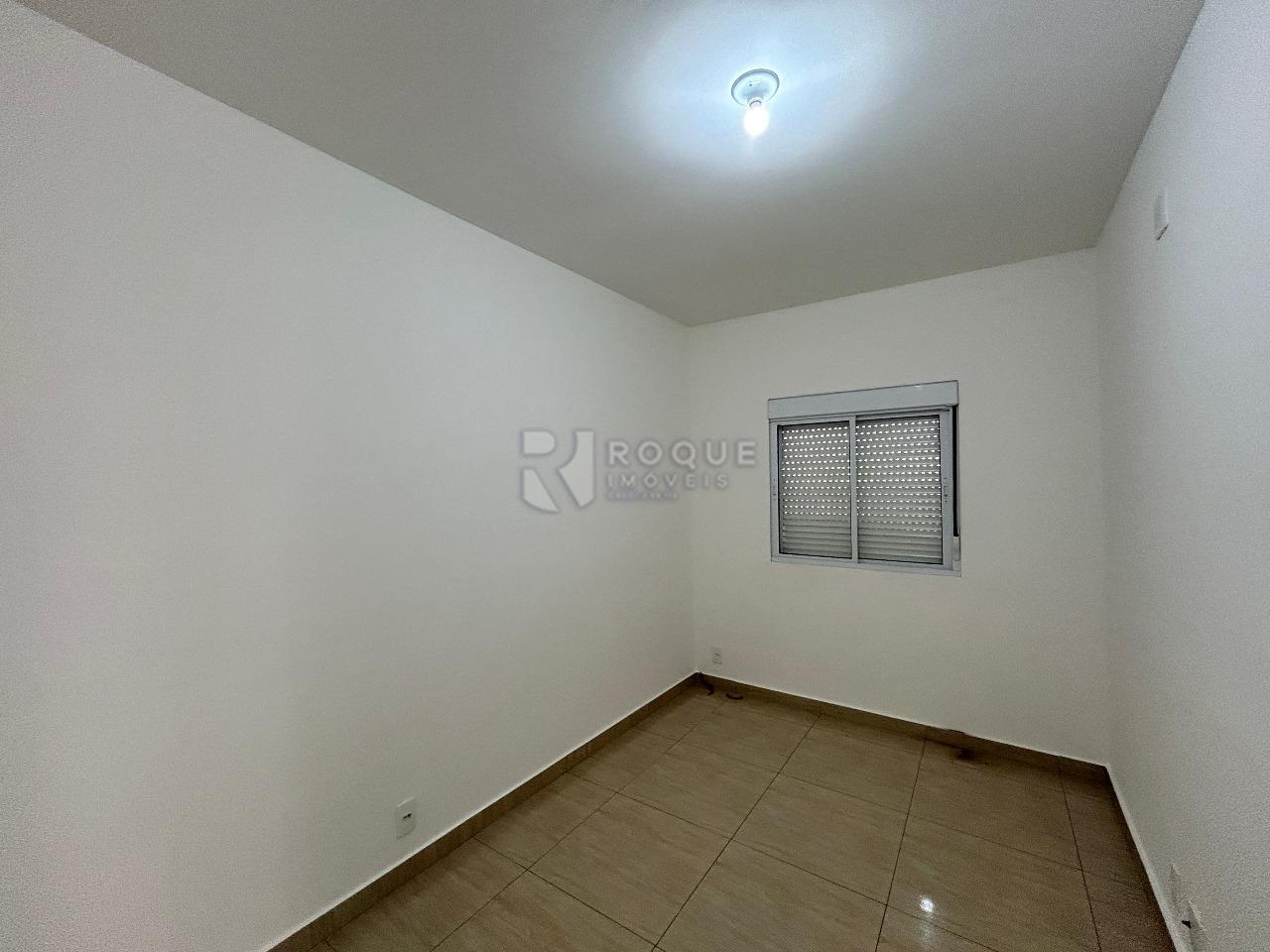 Apartamento para aluguel no bairro Chácaras Antonieta: Dormitório 1