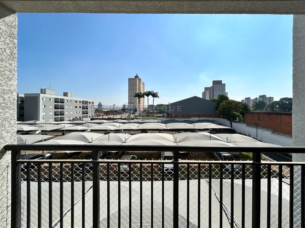 Apartamento para aluguel no bairro Chácaras Antonieta: Sacada