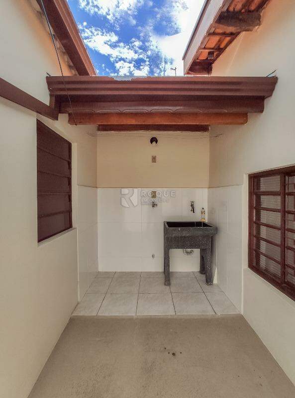 Casa Residencial para aluguel no bairro Vila Camargo: Área de serviço 
