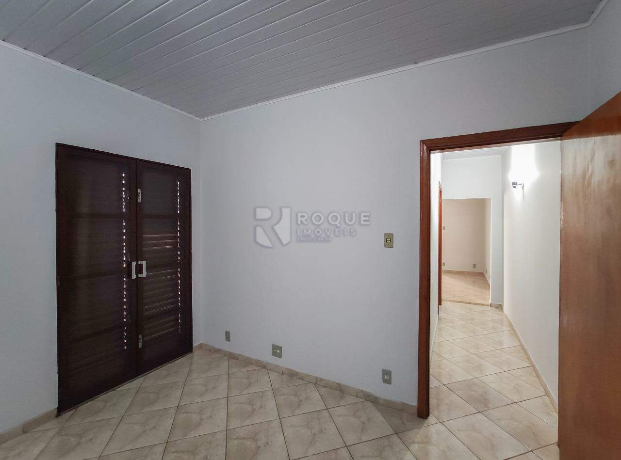 Casa Residencial para aluguel no bairro Vila Camargo: Dormitório 2