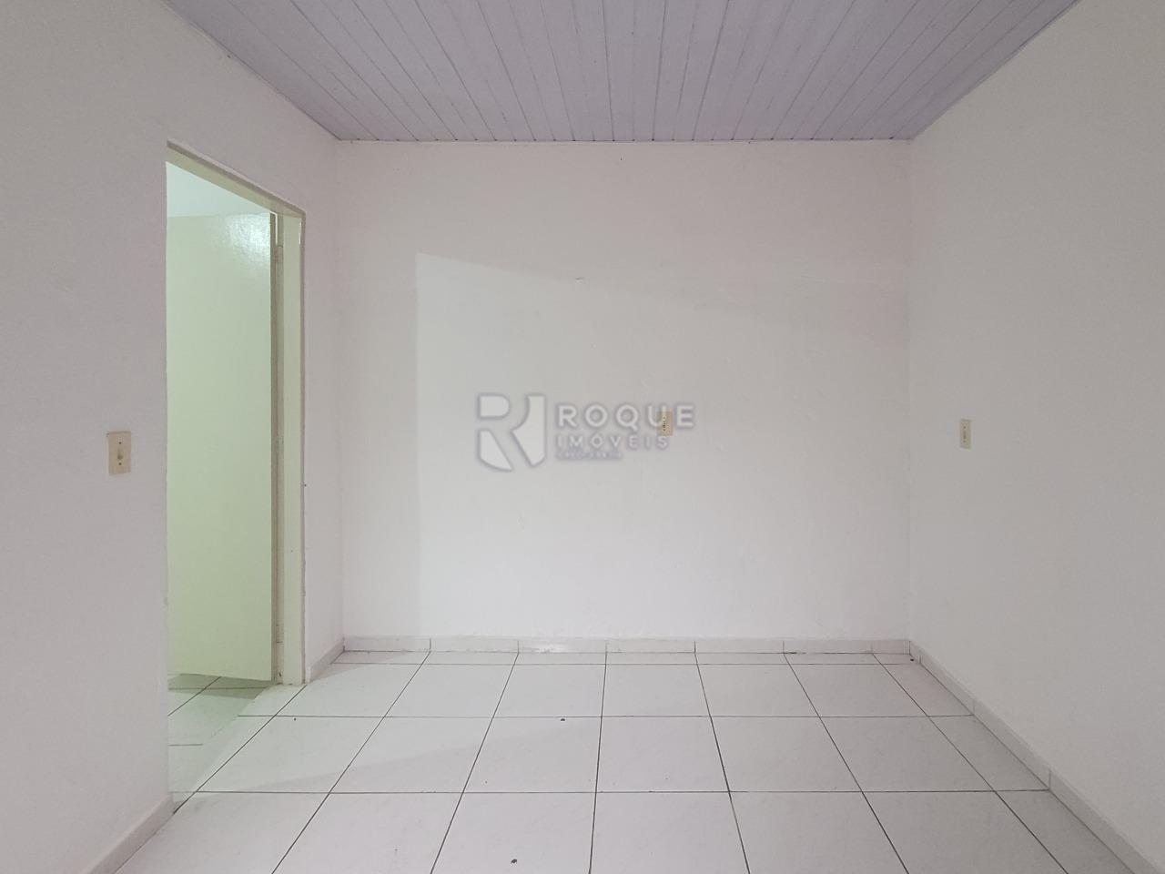 Casa Residencial para aluguel no bairro Vila Queiroz: Sala integrada