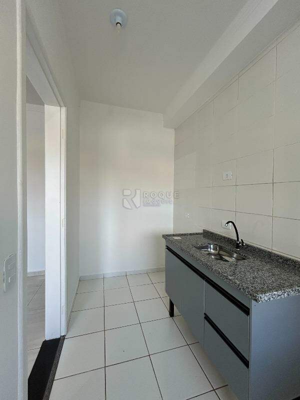 Apartamento para aluguel no bairro Vila Queiroz: Cozinha