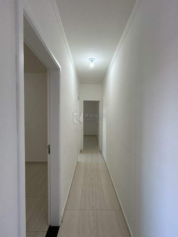 Apartamento para aluguel no bairro Vila Queiroz: Hall