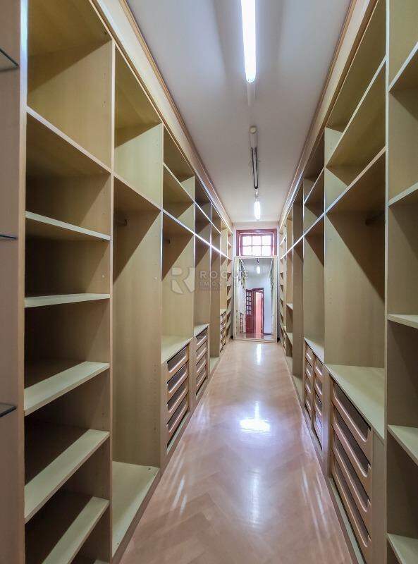 Casa em condomínio para aluguel no bairro Jardim Colina Verde: Closet Suíte 3
