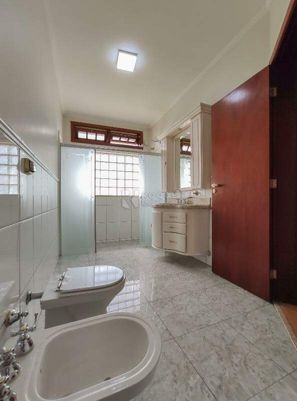 Casa em condomínio para aluguel no bairro Jardim Colina Verde: WC 2 Suíte 3