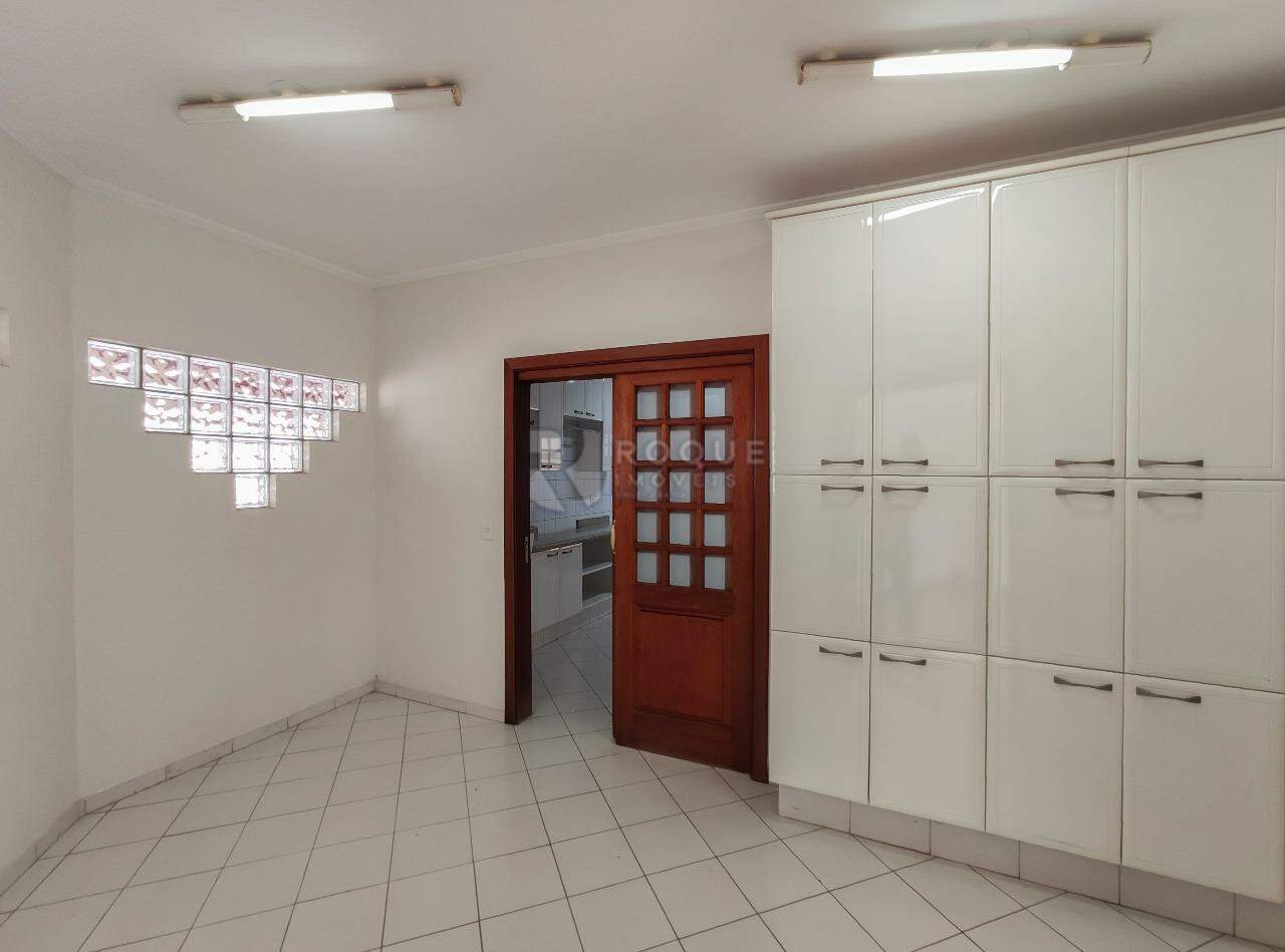 Casa em condomínio para aluguel no bairro Jardim Colina Verde: Despensa