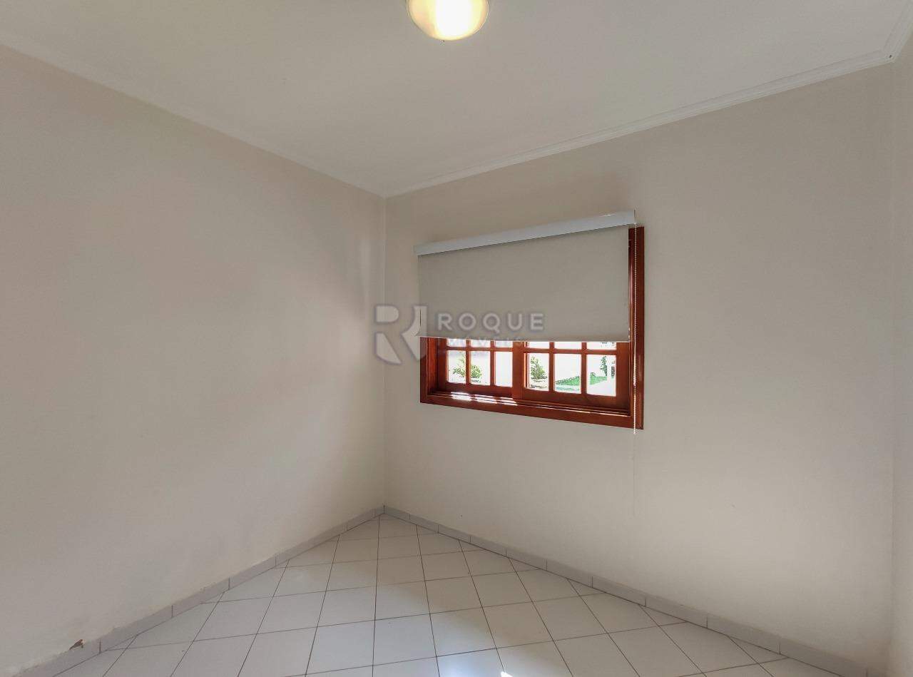 Casa em condomínio para aluguel no bairro Jardim Colina Verde: Dormitório fundo