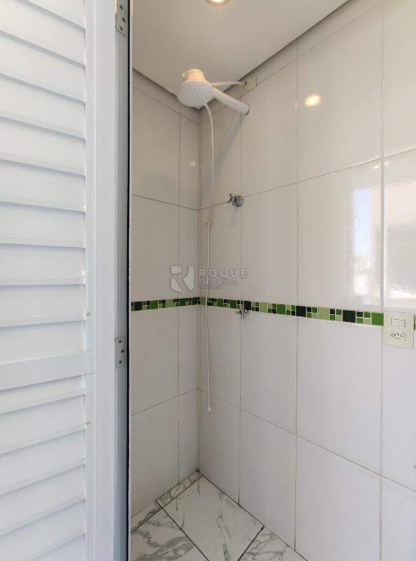 Kitnet para aluguel no bairro Jardim Cidade Universitária I: WC social 