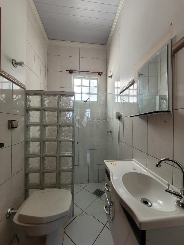 Casa Comercial para aluguel no bairro Centro: Wc Social