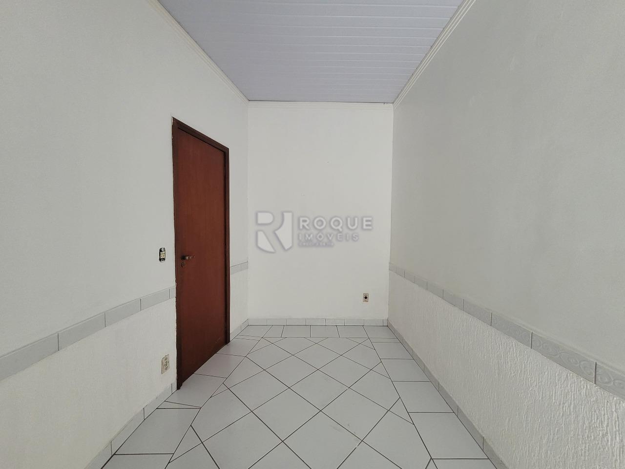 Casa Comercial para aluguel no bairro Centro: Sala 02