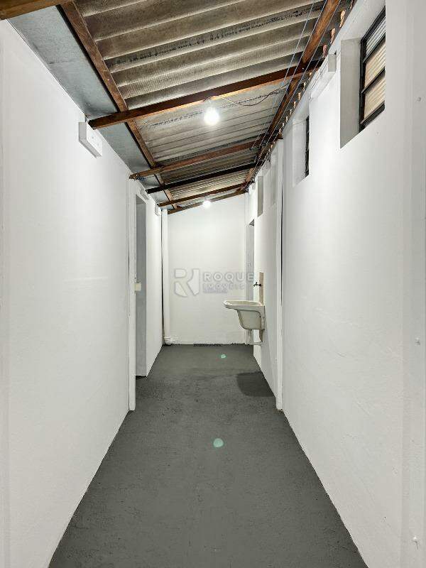 Barracão/Galpão para aluguel no bairro Jardim Nossa Senhora de Fátima: Área de serviço 