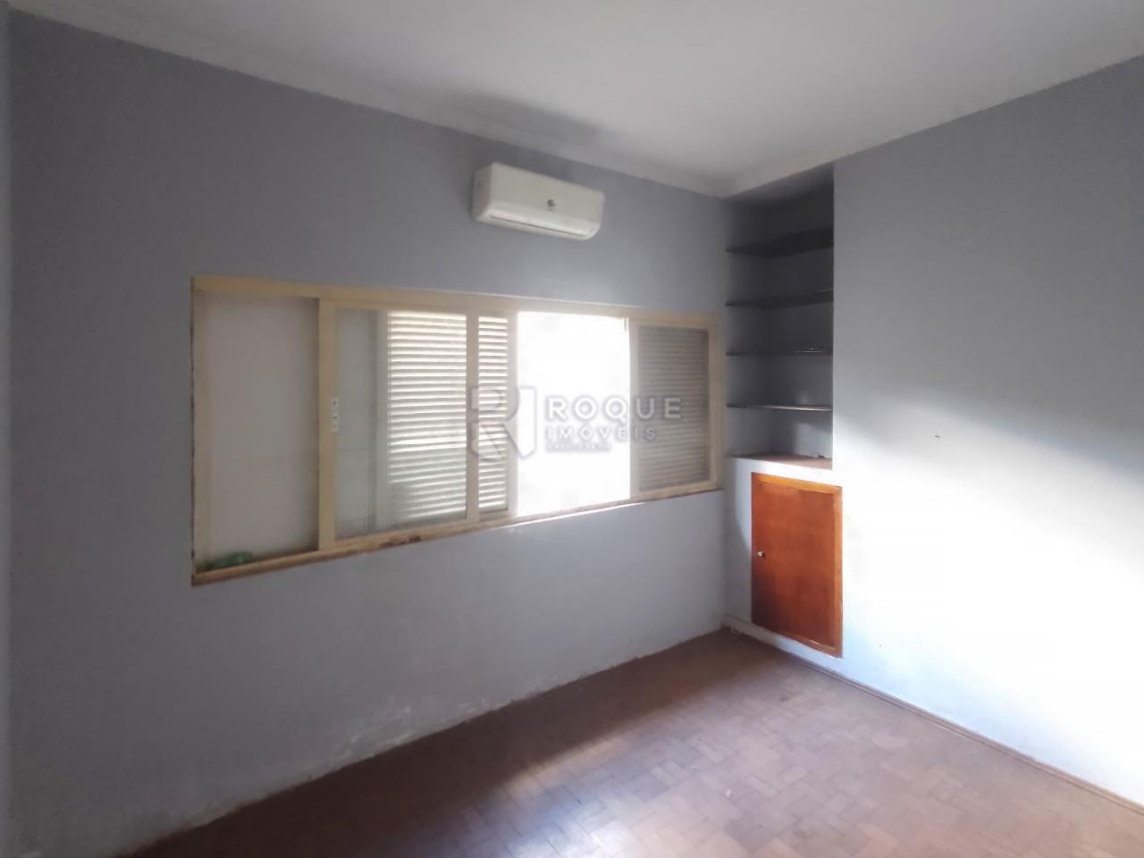 Casa Comercial para aluguel no bairro Vila São João: Sala 01