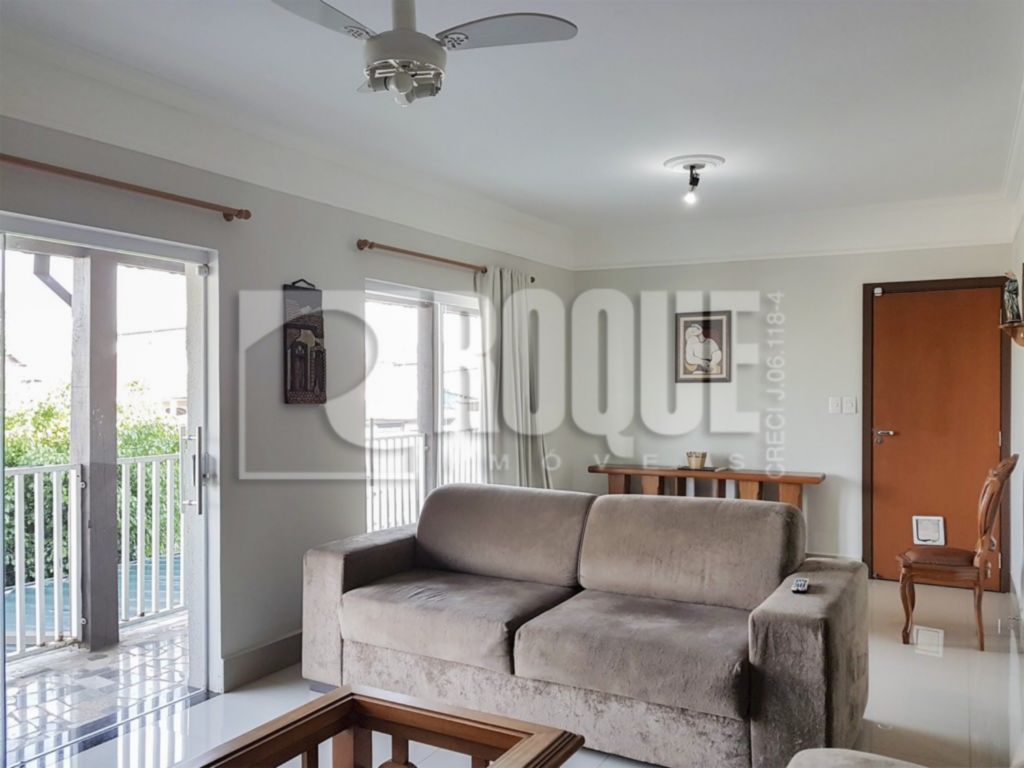 Casa Comercial para aluguel no bairro Parque Hippolyto: Sala